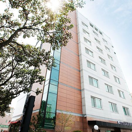 Hotel California Seogwipo Bagian luar foto