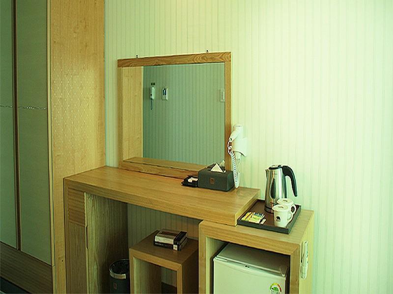 Hotel California Seogwipo Bagian luar foto